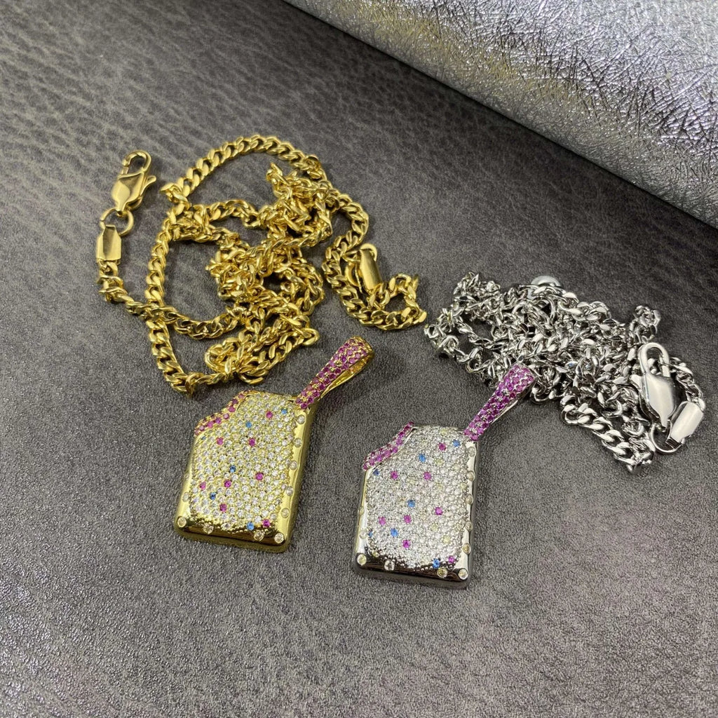 Luxury Hip Hop Iced Out Cricket Bat Pendant Necklace Gold Plated Micro Pave Diamond Bling Rapper Style Jewelry for Men